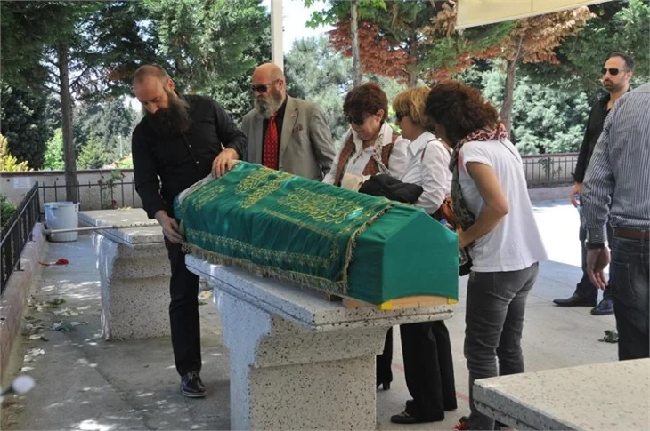 Halit Ergenç'in göz yaşları...