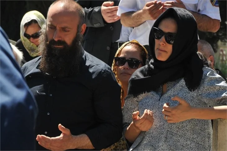 Halit Ergenç'in göz yaşları...
