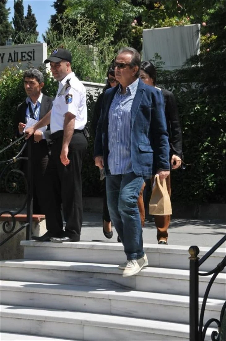 Halit Ergenç'in göz yaşları...