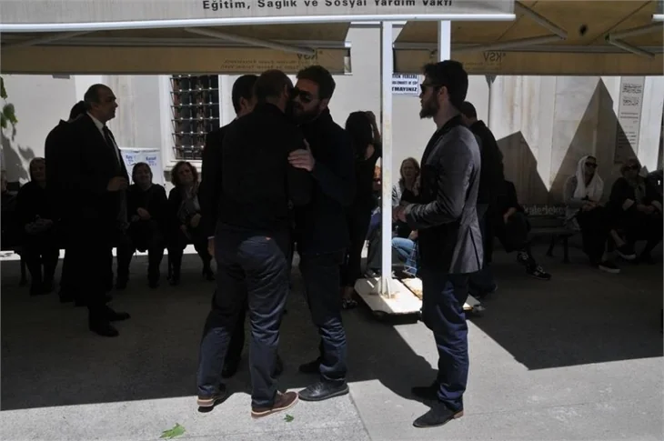 Halit Ergenç'in göz yaşları...