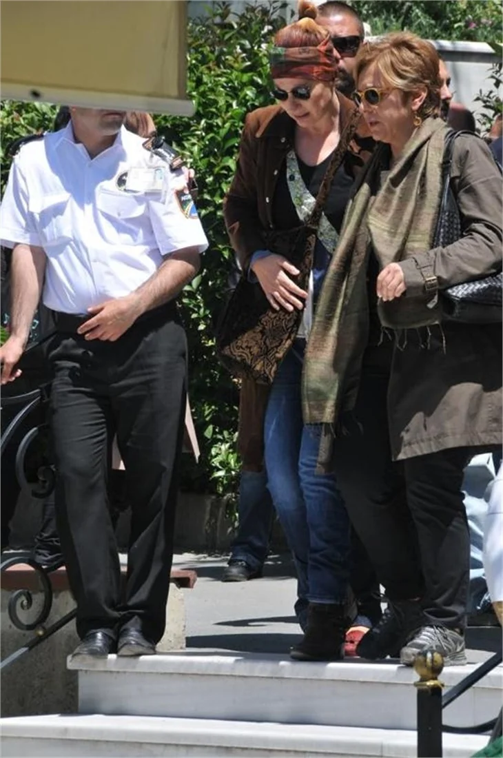 Halit Ergenç'in göz yaşları...
