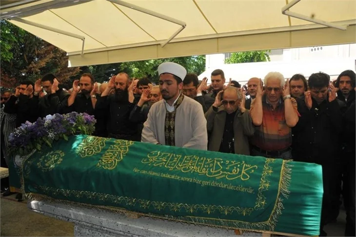 Halit Ergenç'in göz yaşları...