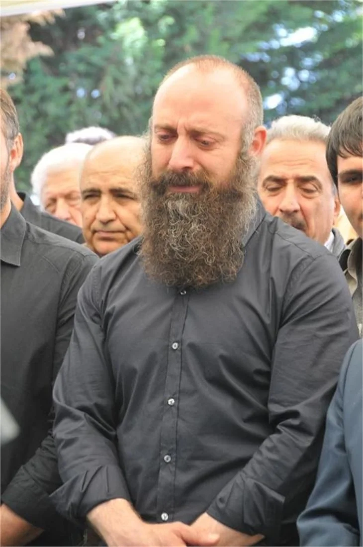 Halit Ergenç'in göz yaşları...