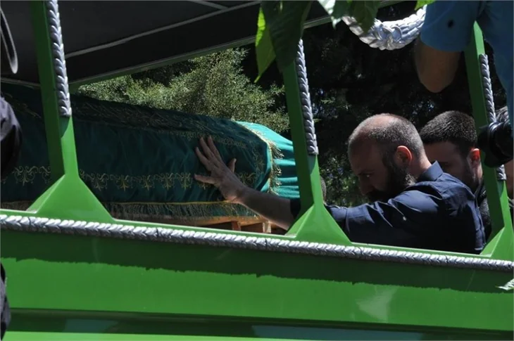 Halit Ergenç'in göz yaşları...