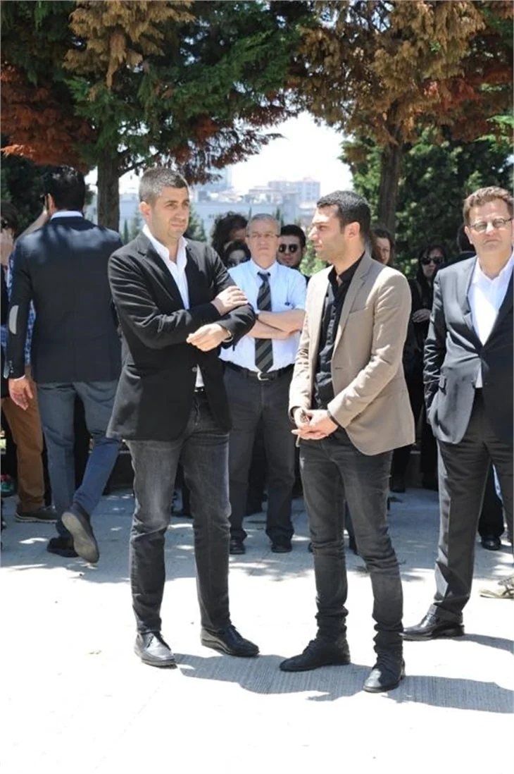 Halit Ergenç'in göz yaşları...