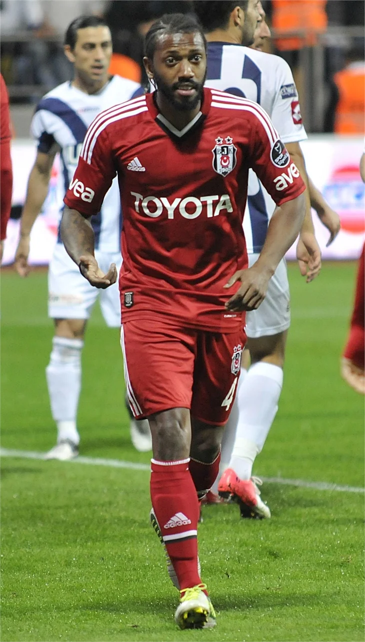 Manuel Fernandes şaşırttı!