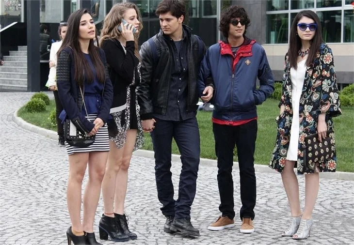 "Medcezir" setinde barbekü keyfi!