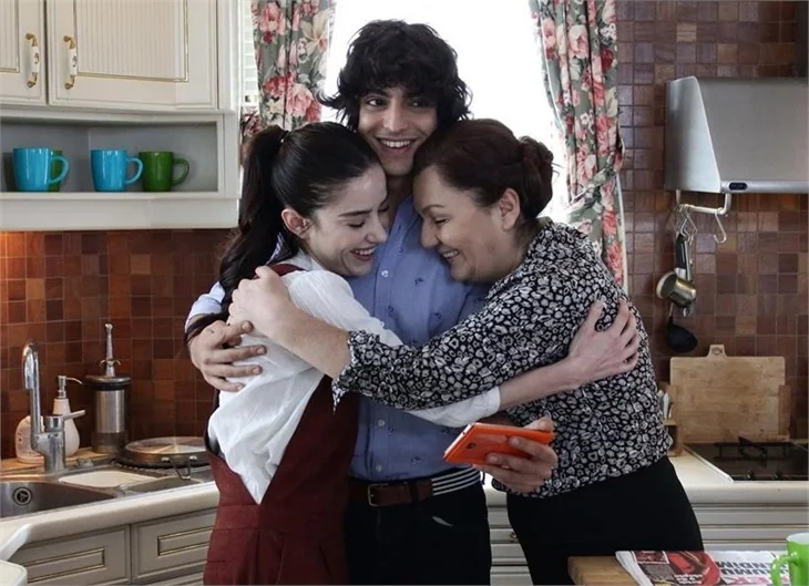 "Medcezir" setinde barbekü keyfi!