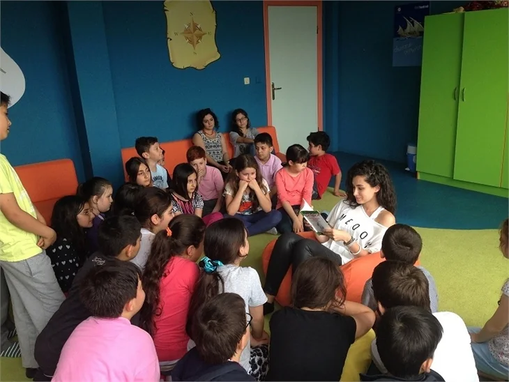Hande Doğandemir, TEGV'li çocuklarla buluştu!