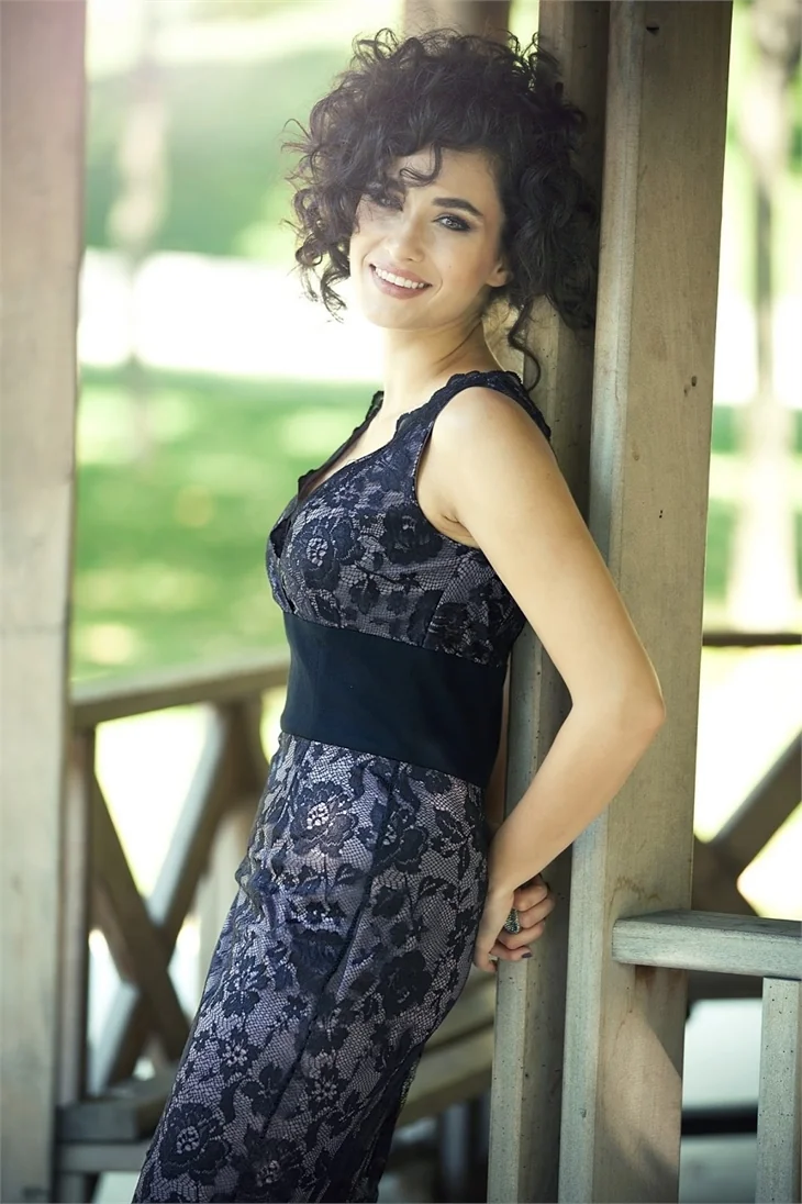 Hande Doğandemir, TEGV'li çocuklarla buluştu!
