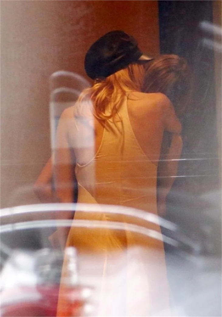 Cara Delevingne, Michelle Rodriguez'i aldatıyor mu?