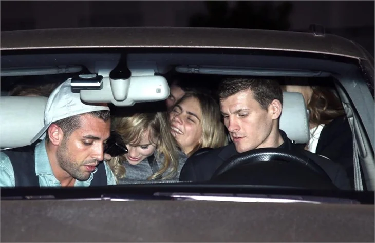 Cara Delevingne, Michelle Rodriguez'i aldatıyor mu?