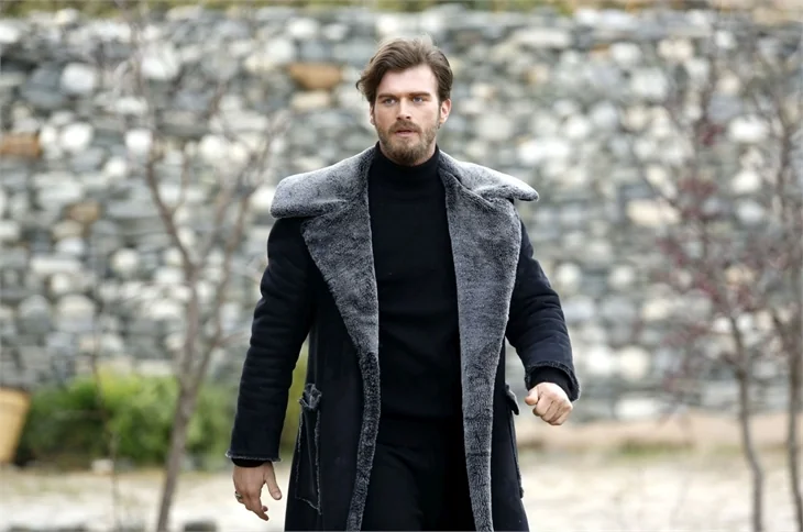 Kıvanç Tatlıtuğ gidiyor