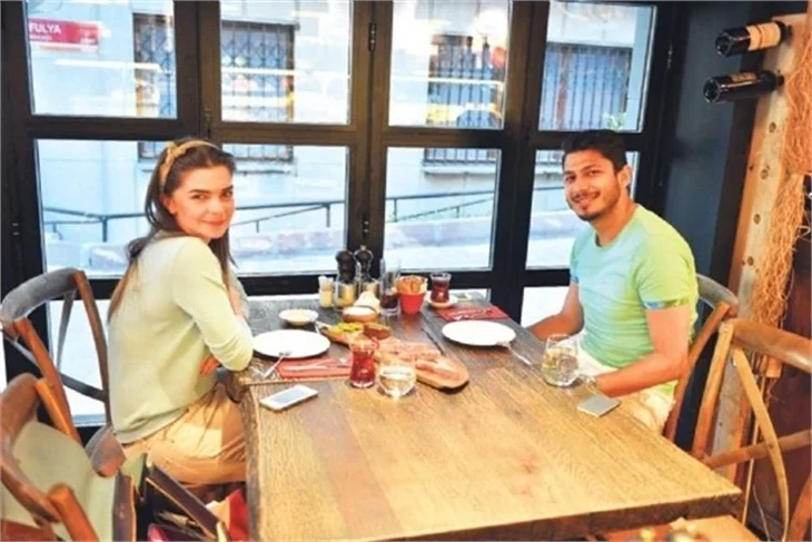 Pelin Karahan hamile mi?
