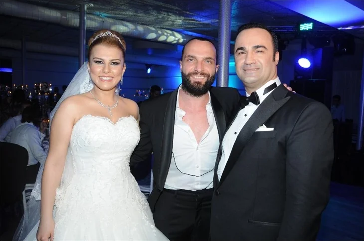 Ünlüleri buluşturan düğün!