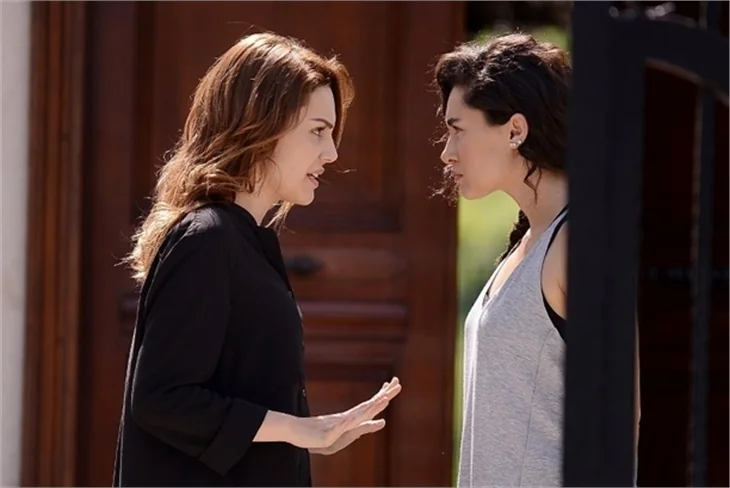 Güneşi Beklerken'de Kerem ve Zeynep zor durumda!