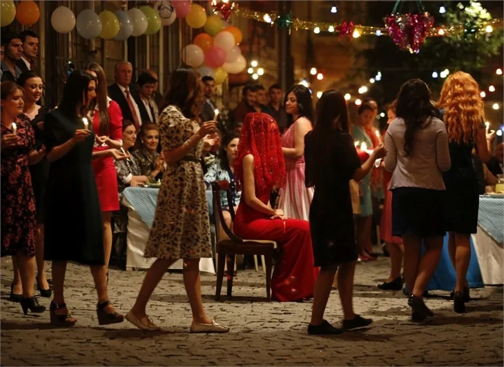 "Karadayı"da kına var!