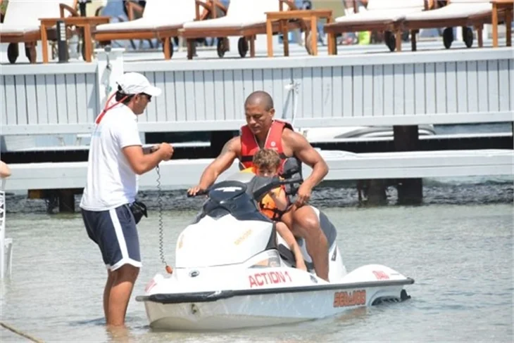 Alex De Souza'nın Bodrum tatili!