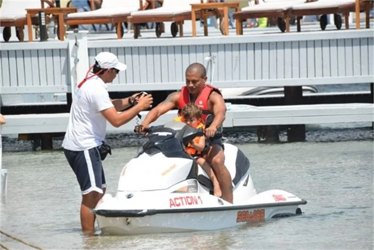 Alex De Souza'nın Bodrum tatili!