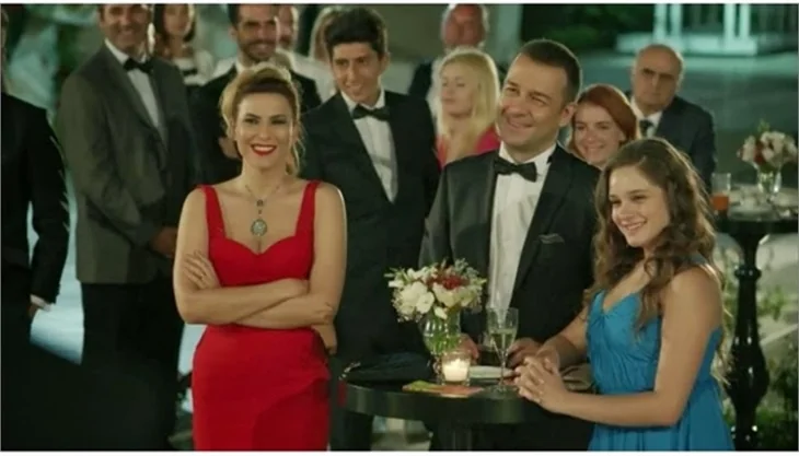 "Medcezir"de kafa karışıran ücret!