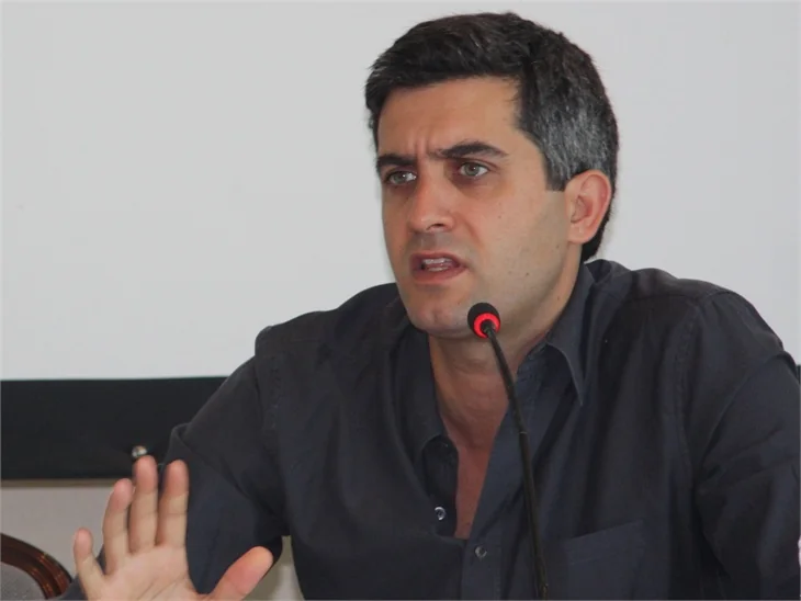 Memet Ali Alabora, İngiltere vatandaşlığına geçmek için başvuru yaptı mı?