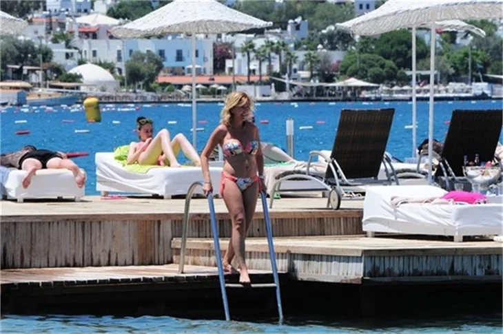 Harem'in seksi güzelleri tatilde!