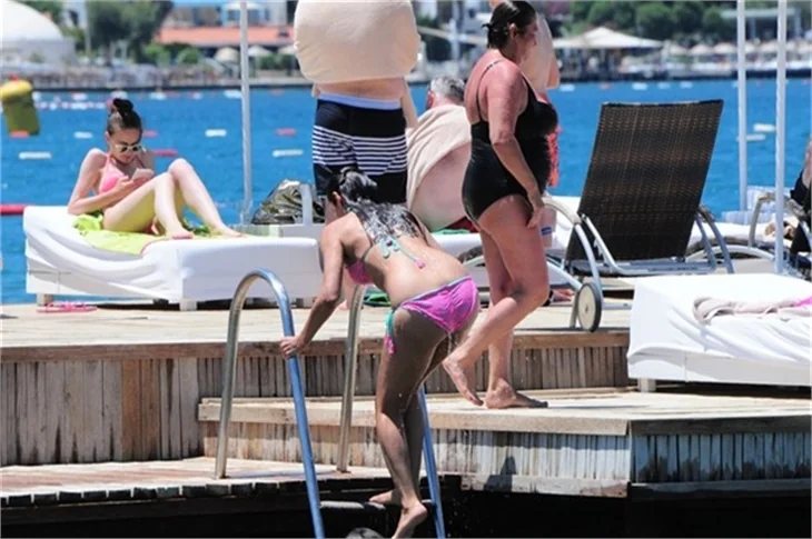 Harem'in seksi güzelleri tatilde!