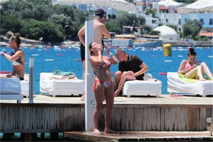 Harem'in seksi güzelleri tatilde!