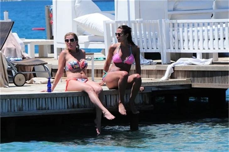 Harem'in seksi güzelleri tatilde!