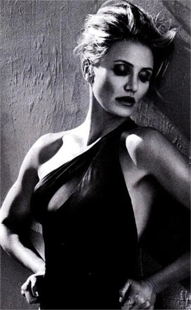 Cameron Diaz'dan cesur pozlar!