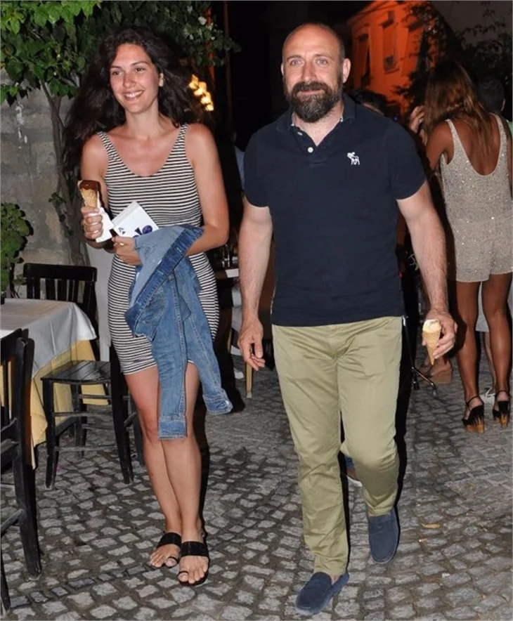 Halit Ergenç sakallarıyla vedalaşamadı!