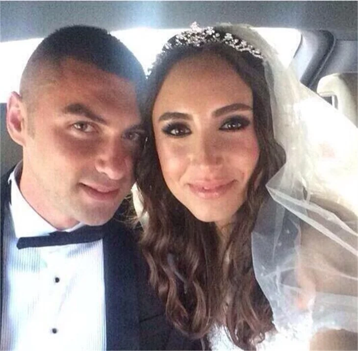 Burak Yılmaz aşk sarhoşu!