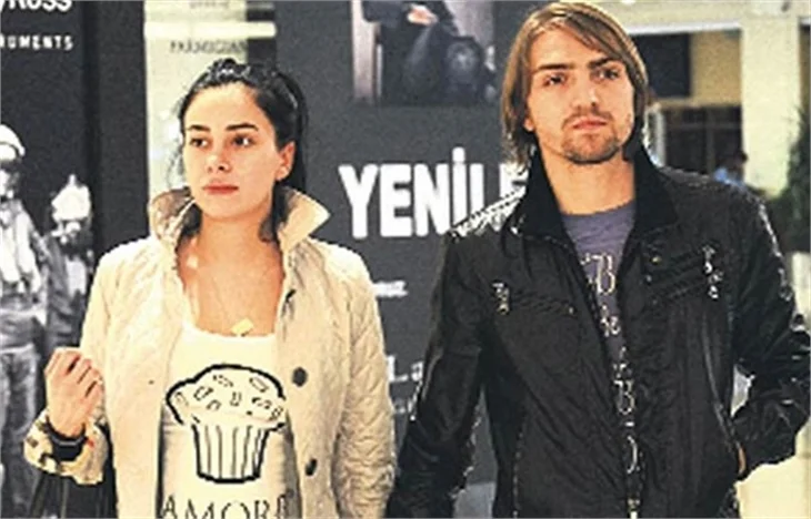 Caner'den Asena ilan-ı aşk