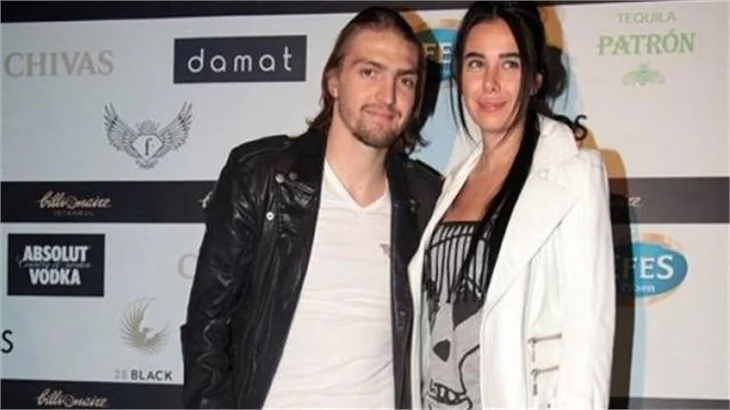 Caner'den Asena ilan-ı aşk