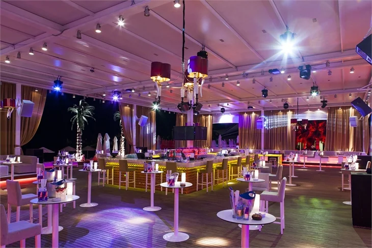 Albüm Club Alaçatı