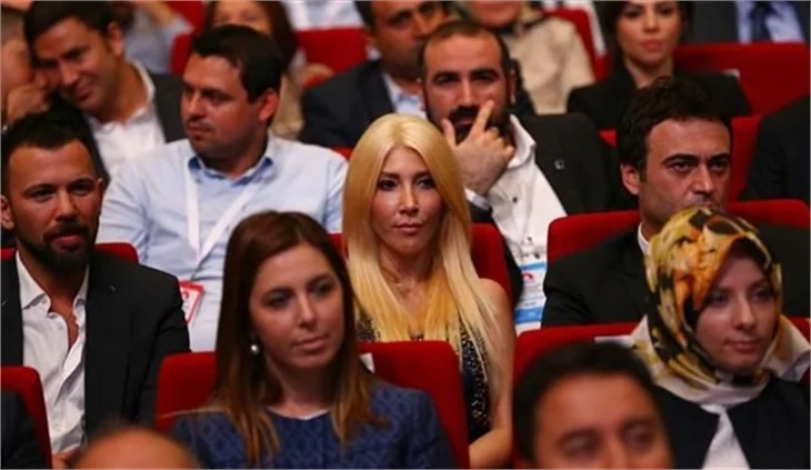 Başbakan'ın Vizyon Belgesi'ni açıkladığı toplantıya katılanlar