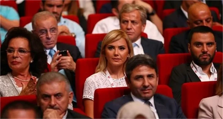 Başbakan'ın Vizyon Belgesi'ni açıkladığı toplantıya katılanlar