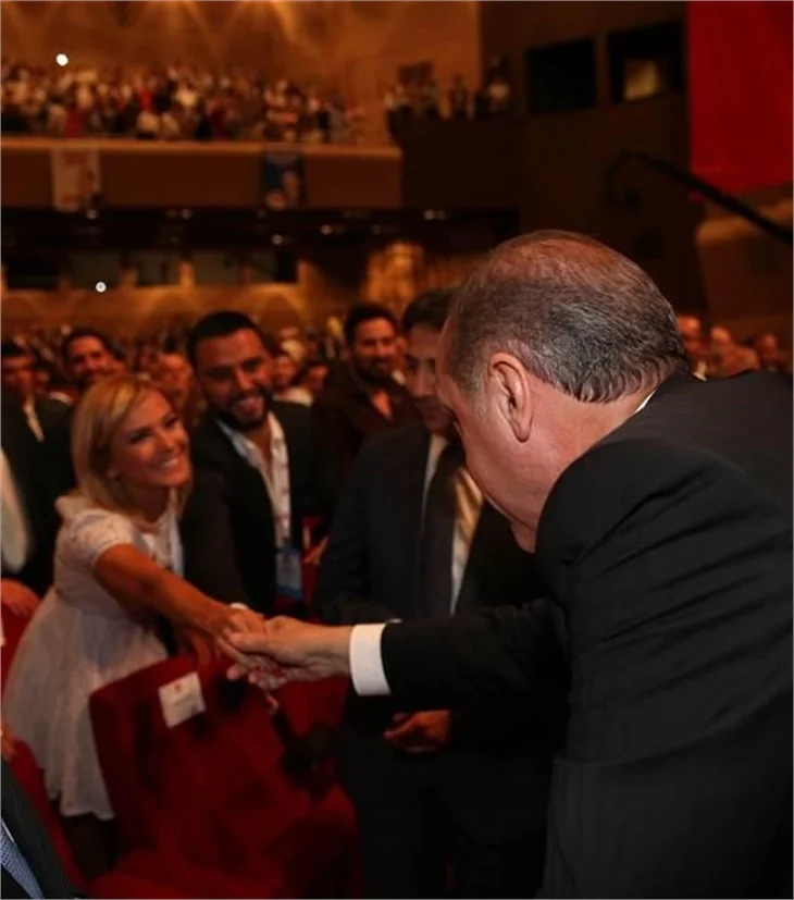 Başbakan'ın Vizyon Belgesi'ni açıkladığı toplantıya katılanlar
