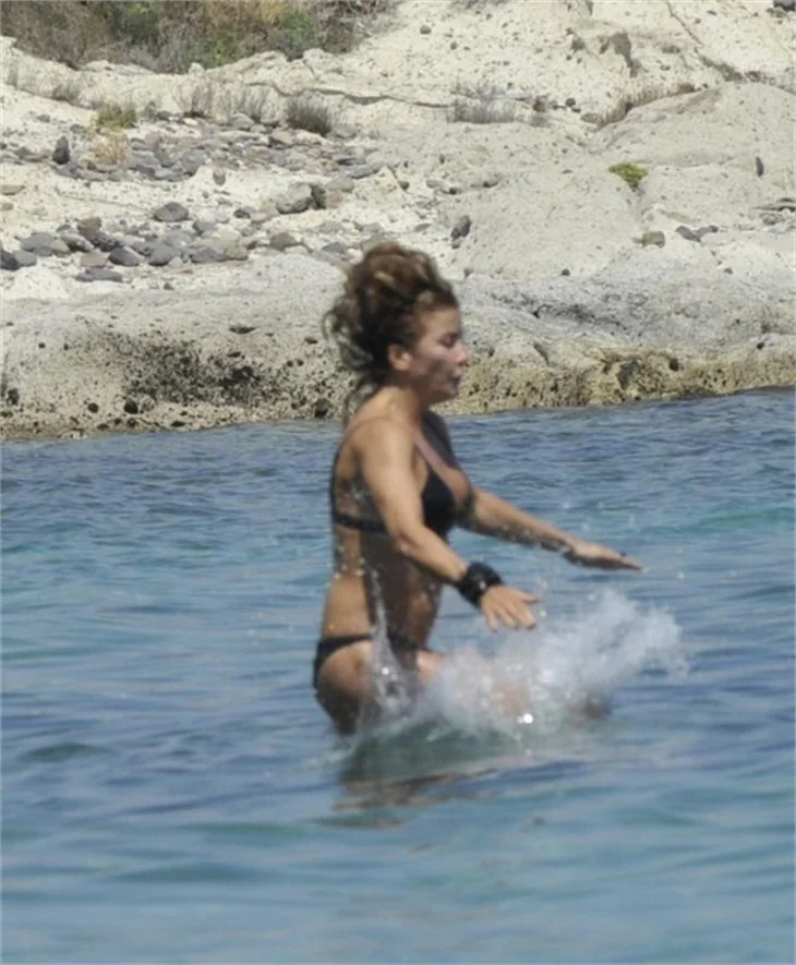 Ivana Sert'in tatil keyfi!