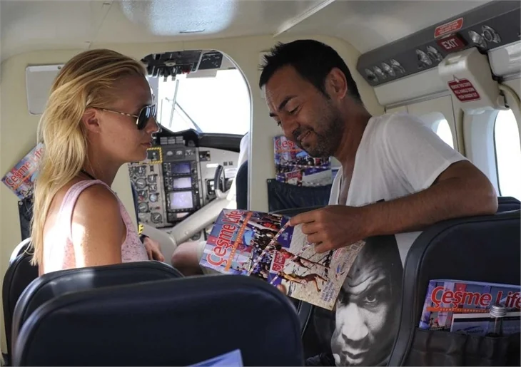 Serdar Ortaç ve Chloe Loughnan, İstanbul'a döndü!