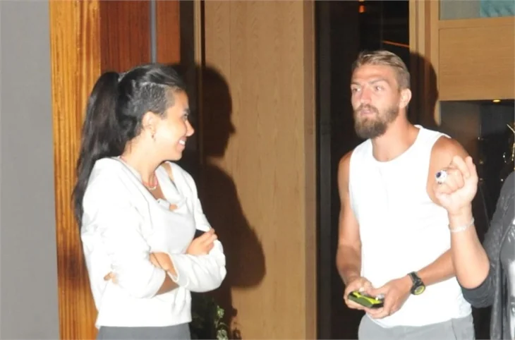 Asena Erkin sunuculuğu sevdi!