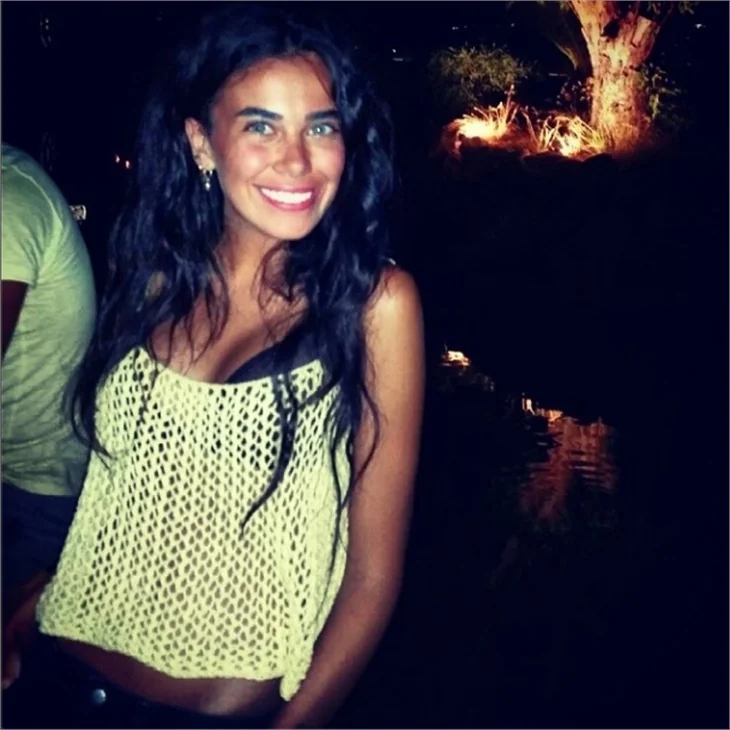 Asena Erkin kendini kaybetti!