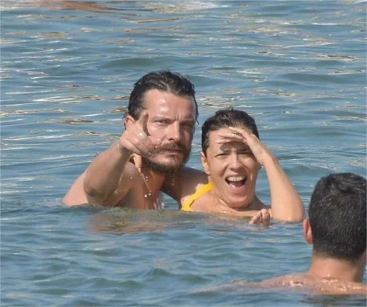 Yeşim Salkım ile Hakan Eratik'in aşk tatili!