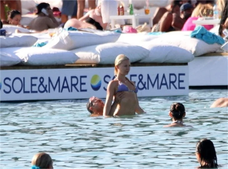 Serdar Ortaç'a terapi gibi tatil!