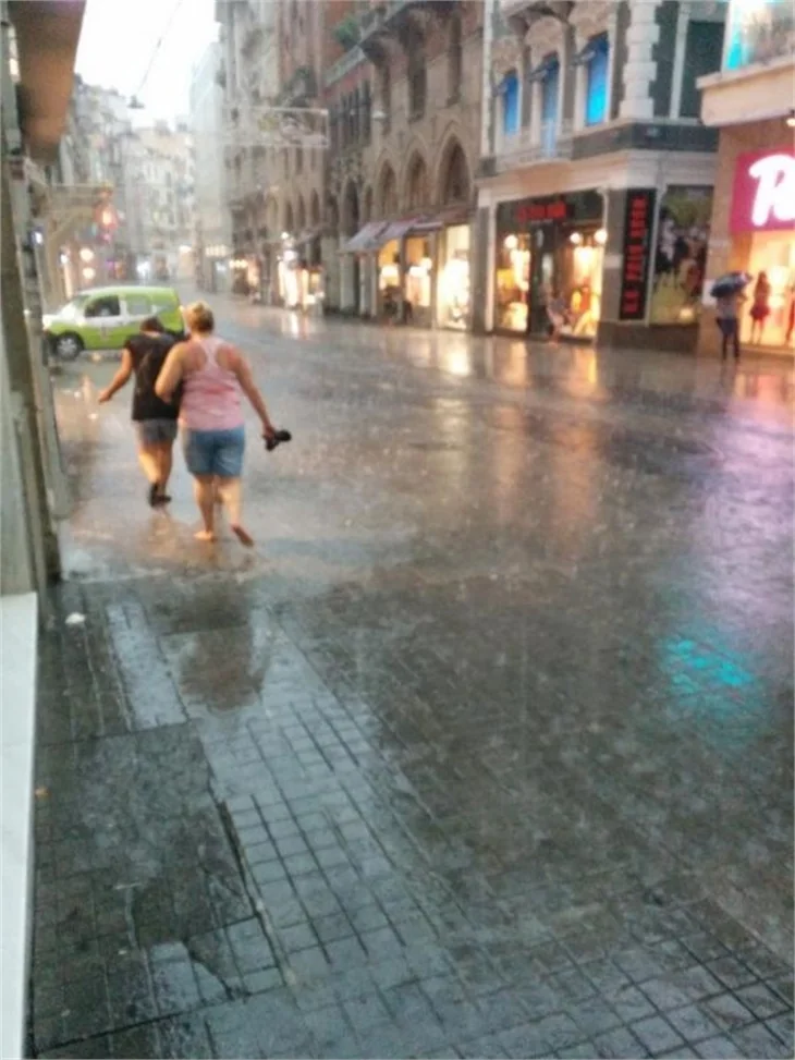 Twitter'da "İstanbul'da şu an" fotoğrafları...