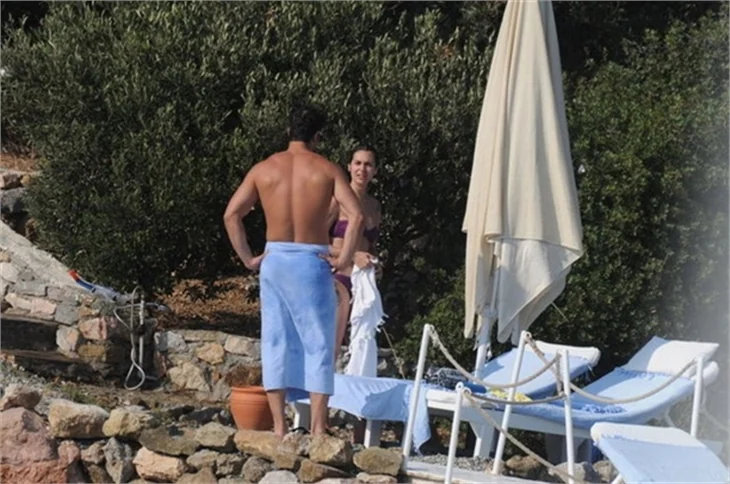 Sarp Levendoğlu ve Birce Akalay balayında!