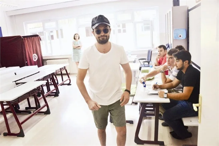 Ünlü isimler sandık başında!