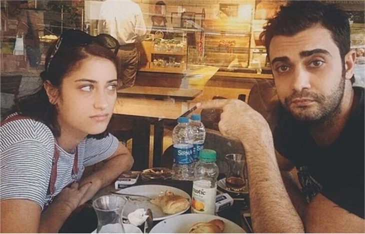 Hazal Kaya'dan eski rol arkadaşına mesaj!