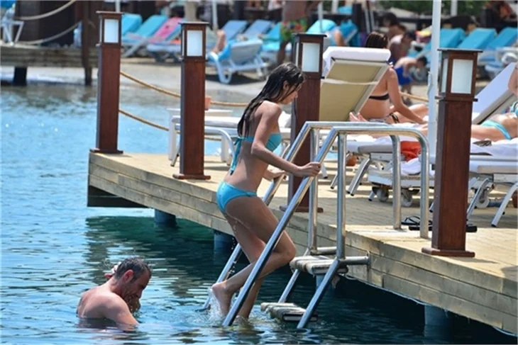 'Medcezir'in Hasan'ı fena yakalandı!