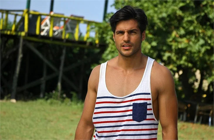 "Kiraz Mevsimi"nin Ayaz'ı Serkan Çayoğlu'nun bilinmeyenleri